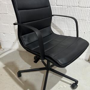 Atlas Air UPH Leather2.jpeg