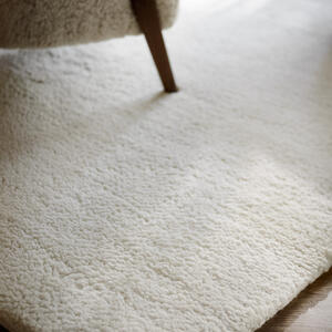 fabula-edda-rug-offwhite-wool-hand-woven-1111-a2-72dpi.jpg