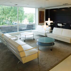 lammhults-cinema-sofa-imagery-akademikliniken.jpg