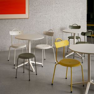 lammhults-taburettplus-chairs-beige-yellow-green-archalx-table-lightbeige-e01.jpg