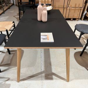 Table C35b nature_Lino black2.jpg